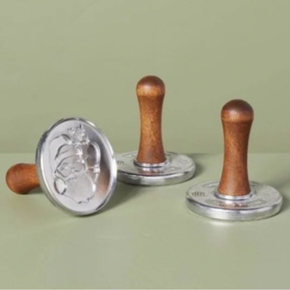 HEARTH & HAND NWT 3pc cast aluminum holiday cookie stamps -Santa, snowflake,xmas